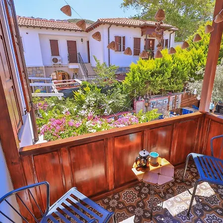 Apartment 50 Meters To The Long Bazaar In Lavantakas 3 Square